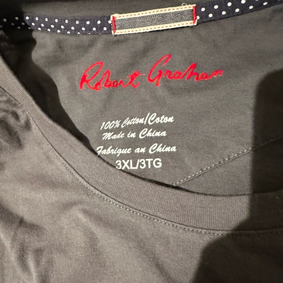 Robert Graham Dark Gray Skull Graphic T-Shirt - Picture 2 of 3